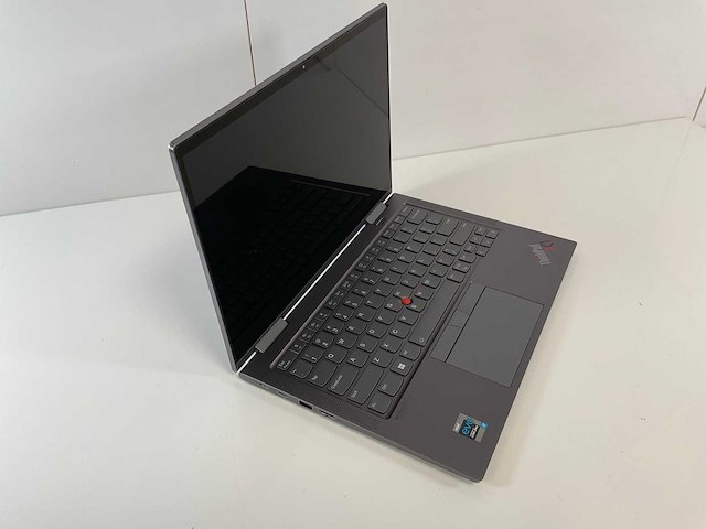 Lenovo thinkpad x1 yoga gen 6 14”, core(tm) i7 11th gen, 16 gb ram, 256 gb nvme laptop - afbeelding 1 van  6