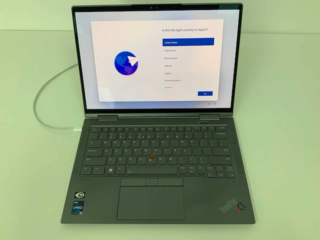 Lenovo thinkpad x1 yoga gen 7 laptop - afbeelding 1 van  4