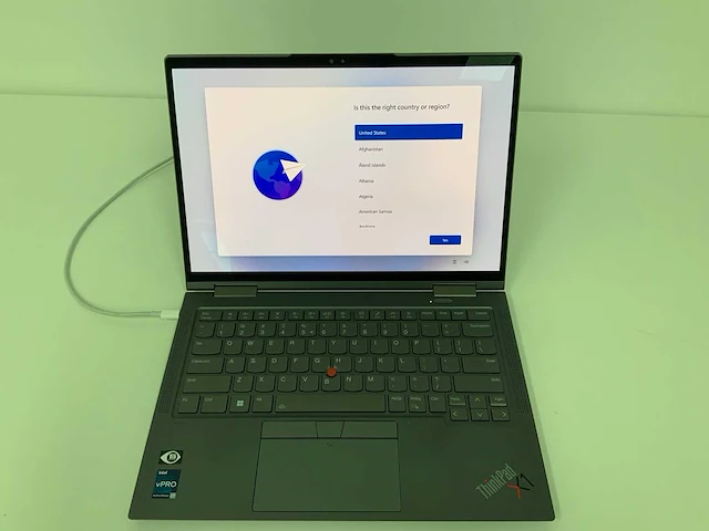 Lenovo thinkpad x1 yoga gen 7 laptop - afbeelding 1 van  3