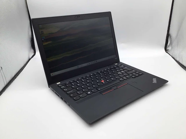 Lenovo thinkpad x280 laptop - afbeelding 1 van  7
