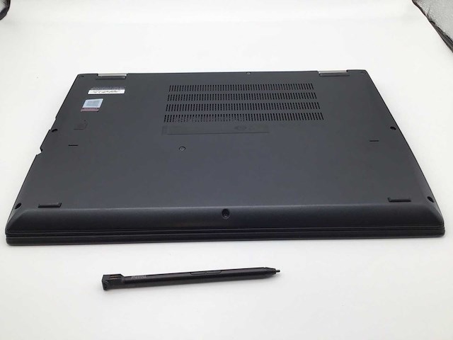 Lenovo thinkpad x380 yoga touch laptop - afbeelding 2 van  10