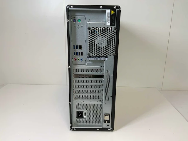 Lenovo thinkstation p520, xeon(r) w-2135, 64 gb ram, 512 gb nvme, nvidia quadro p1000 4 gb workstation - afbeelding 4 van  5