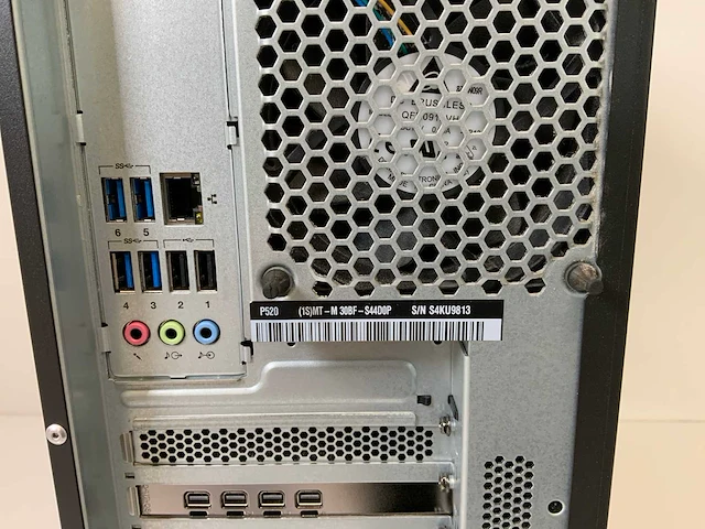 Lenovo thinkstation p520, xeon(r) w-2135, 64 gb ram, 512 gb nvme, nvidia quadro p1000 4 gb workstation - afbeelding 5 van  5