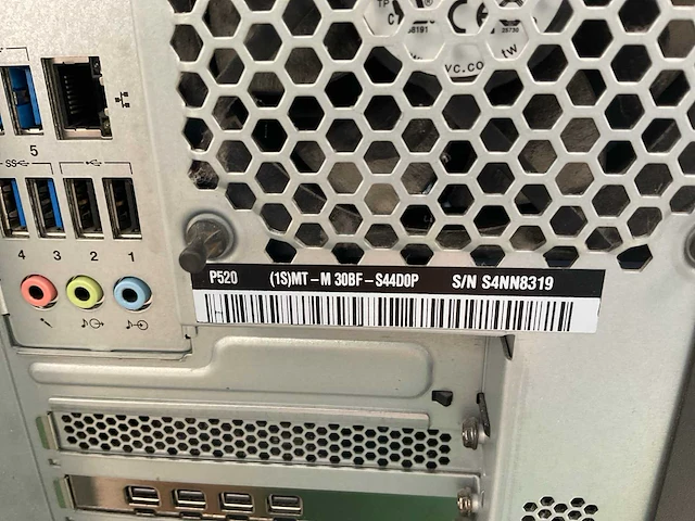 Lenovo thinkstation p520, xeon(r) w-2135, 64 gb ram, 512 gb nvme, nvidia quadro p1000 4 gb workstation - afbeelding 5 van  5