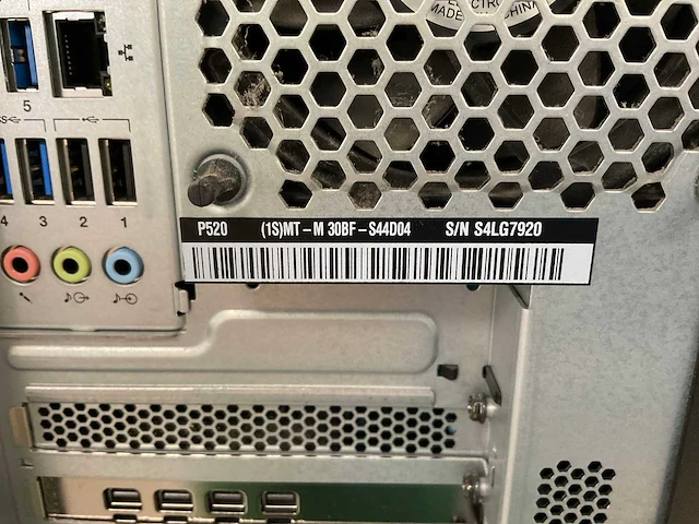 Lenovo thinkstation p520, xeon(r) w-2135, 64 gb ram, no hdd, nvidia quadro p1000 4 gb workstation - afbeelding 5 van  5