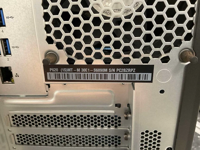 Lenovo thinkstation p620+, amd ryzen threadripper pro 3945wx, 128 gb ram, 1 tb nvme, amd radeon pro wx 3200 4 gb workstation - afbeelding 5 van  5