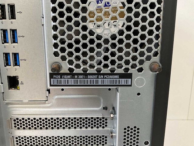 Lenovo thinkstation p620+, amd ryzen threadripper pro 3995w, 256 gb ram, no hdd, nvidia quadro pro wx 3200 4 gb workstation - afbeelding 5 van  5
