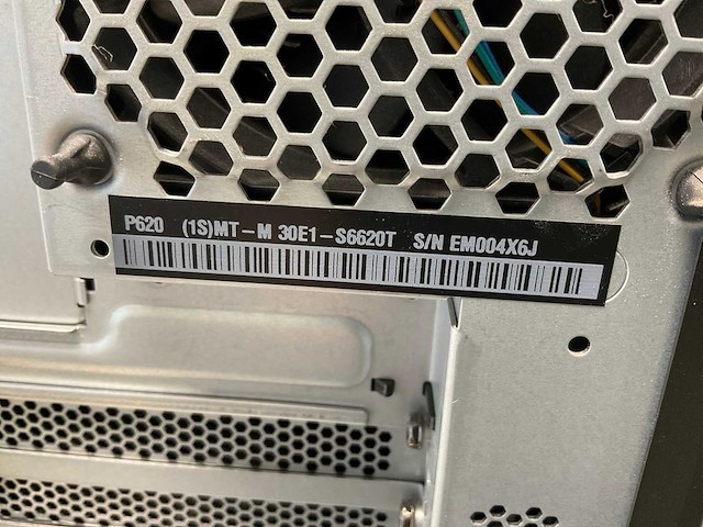 Lenovo thinkstation p620+, amd ryzen threadripper pro 3995w, 256 gb ram, no hdd, nvidia quadro pro wx 3200 4 gb workstation - afbeelding 5 van  5