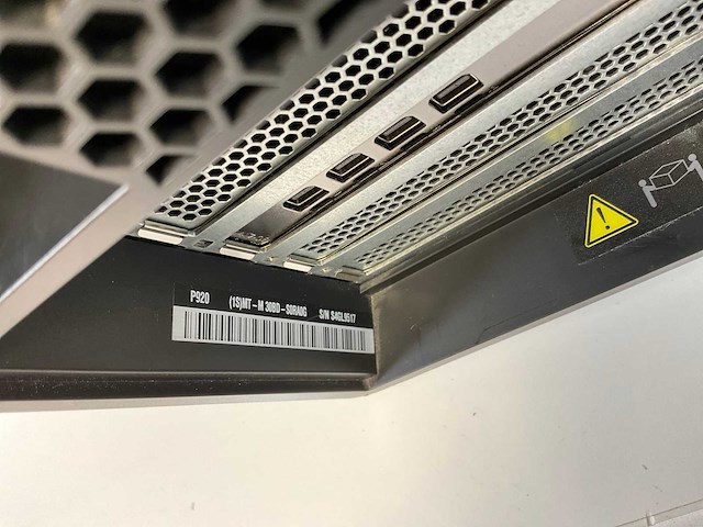 Lenovo thinkstation p920, 2x xeon(r) gold 6154, 192 gb ram, 1 tb nvme, nvidia quadro p1000 4 gb workstation - afbeelding 5 van  5