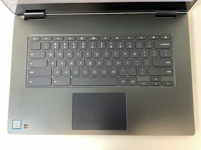 Lenovo yoga c630 15.4”, core(tm) i7 8th, 16 gb ram, 128 gb ssd touchscreen chromebook - afbeelding 4 van  7
