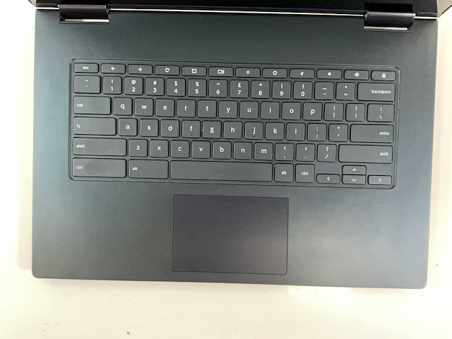 Lenovo yoga c630 15.6”, core(tm) i7 8th gen, 16 gb ram, 128 gb ssd chromebook - afbeelding 4 van  7