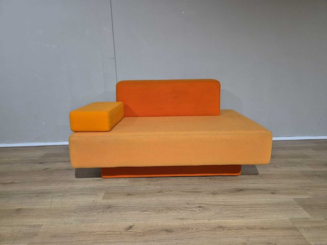 Lensvelt - glyder - atelier van lieshout - 2 zits bank - afbeelding 1 van  11