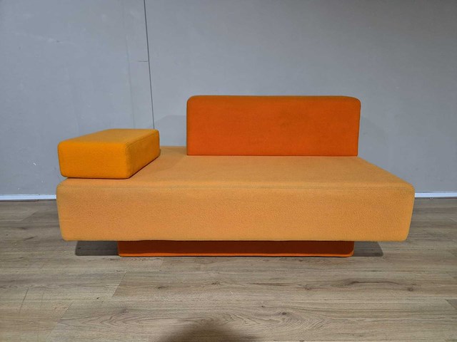 Lensvelt - glyder - atelier van lieshout - 2 zits bank - afbeelding 9 van  11