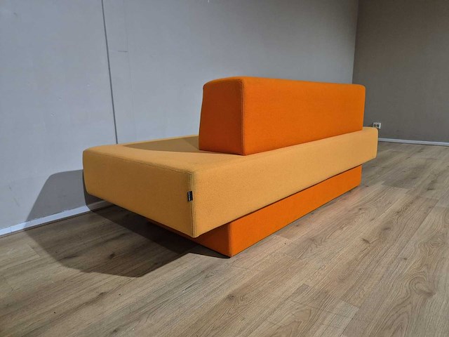 Lensvelt - glyder - atelier van lieshout - 2,5 zits bank - afbeelding 7 van  15