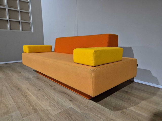 Lensvelt - glyder - atelier van lieshout - 2,5 zits bank - afbeelding 9 van  15