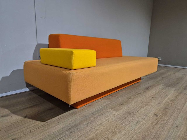 Lensvelt - glyder - atelier van lieshout - 2,5 zits bank - afbeelding 7 van  13