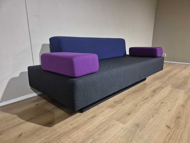 Lensvelt - glyder - atelier van lieshout - 2,5 zits bank - afbeelding 7 van  14