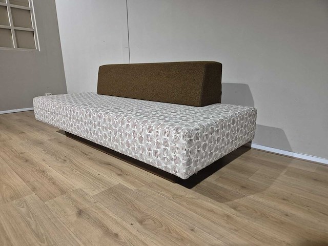 Lensvelt - glyder - atelier van lieshout - 2,5 zits bank - afbeelding 2 van  8