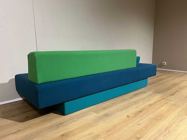 Lensvelt - glyder - atelier van lieshout - 3 zits bank - afbeelding 9 van  12