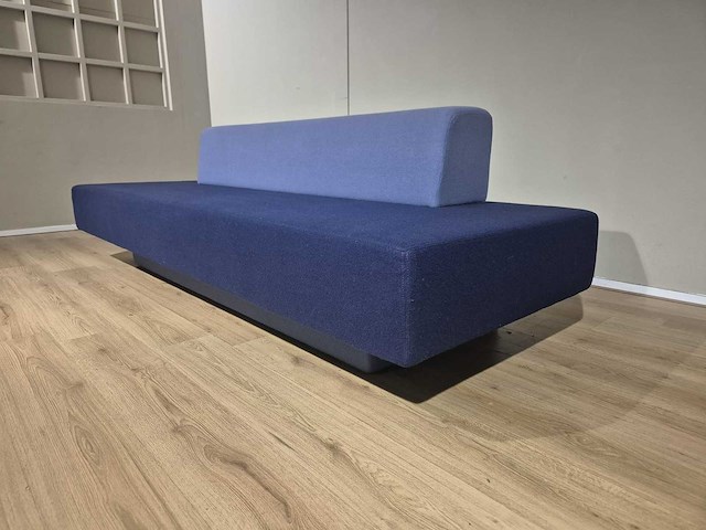 Lensvelt - glyder - atelier van lieshout - 3 zits bank - afbeelding 6 van  12