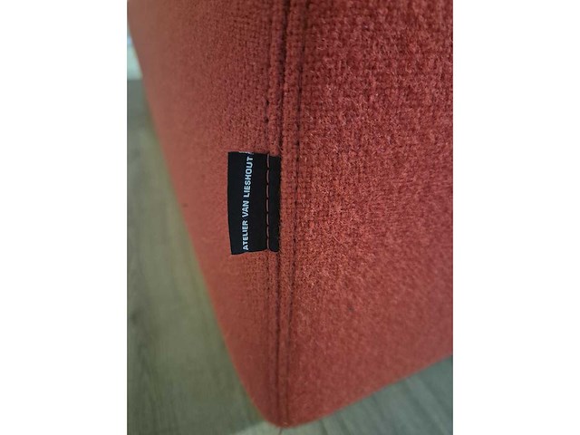 Lensvelt - glyder - atelier van lieshout - 3 zits bank - afbeelding 8 van  11