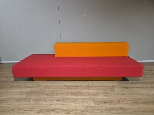 Lensvelt - glyder - atelier van lieshout - 3 zits bank - afbeelding 10 van  11