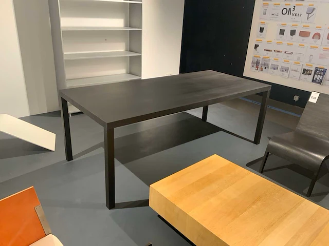 Lensvelt - mvs t88w - “maarten van severen” - tafel - afbeelding 3 van  6