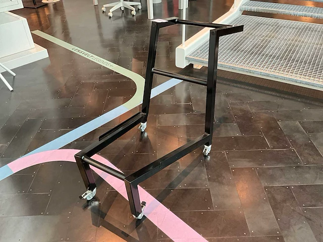 Lensvelt - stoelen trolley - afbeelding 1 van  4
