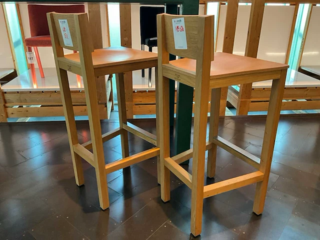 Lensvelt ‘ atelier van lieshout ‘ shaker barkruk (4x) - afbeelding 7 van  8