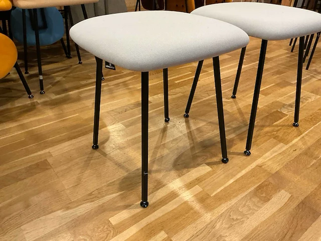Lensvelt “maarten baas” 101 kruk (2x) - afbeelding 3 van  4