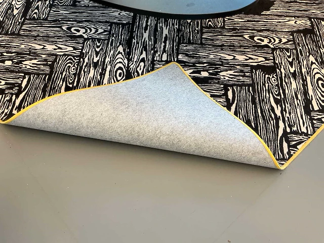 Lensvelt “studio job” vloerkleed - afbeelding 4 van  4
