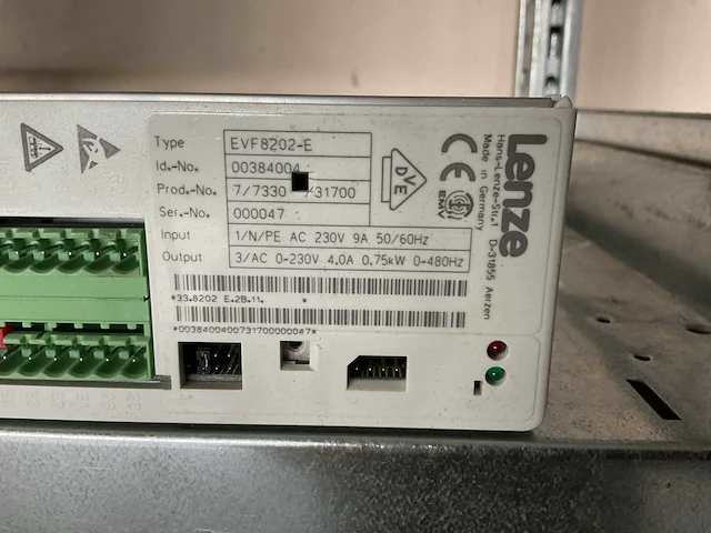 Lenze evf8202-e frequentieregelaar - afbeelding 3 van  4