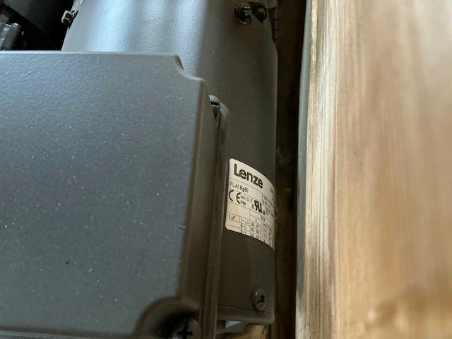 Lenze flai bg80 elektromotor met reductiekast (2x) - afbeelding 6 van  6