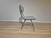 Leolux - callas - eetkamerstoelen - showroommodel - afbeelding 10 van  15