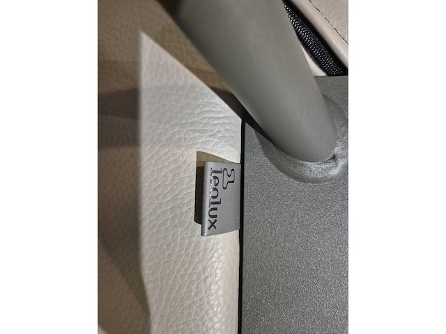 Leolux - callas - eetkamerstoelen - showroommodellen (4x) - afbeelding 6 van  15