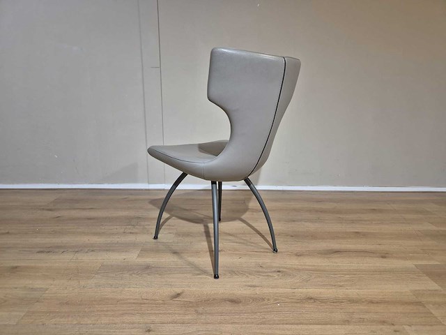 Leolux - callas - eetkamerstoelen - showroommodellen (4x) - afbeelding 13 van  15