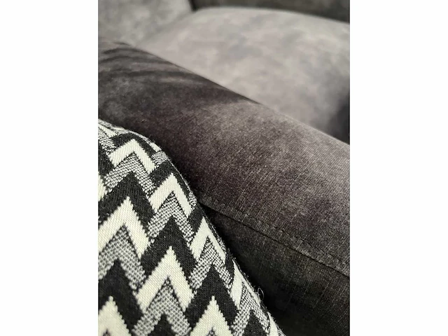 Leolux oblomov - design lounge set - nieuwe olijfgroene stoffering - afbeelding 9 van  18