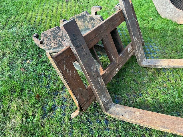 Lepels voor graafmachine (snelwissel) - afbeelding 11 van  11