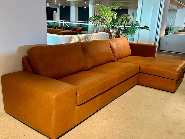 Leren bank met chaise longue - afbeelding 1 van  9