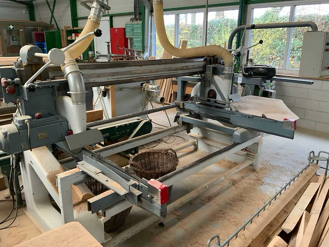 Lestro rc 1000 automatisch dubbele afkortcirkelzaagmachine - afbeelding 1 van  10