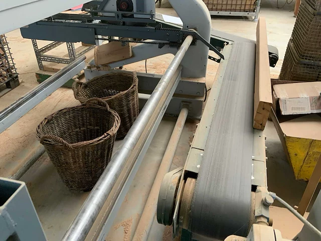 Lestro rc 1000 automatisch dubbele afkortcirkelzaagmachine - afbeelding 9 van  10