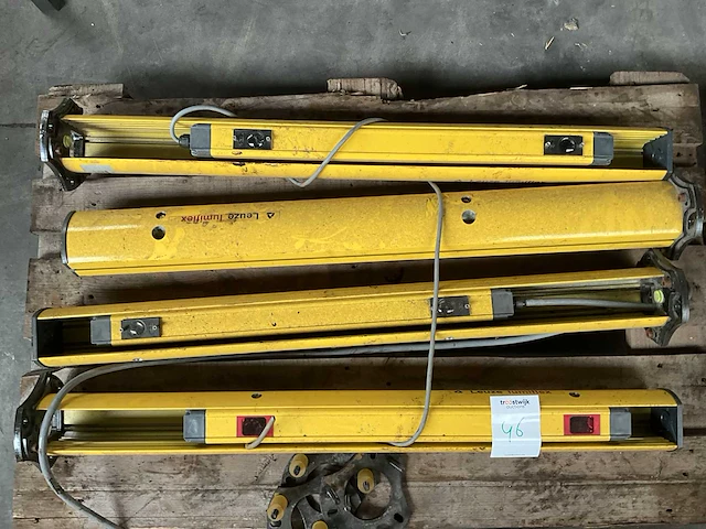 Leuze lumiflex udc 1000 statief (4x) - afbeelding 2 van  3