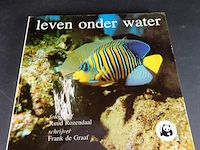 Leven onder water - afbeelding 1 van  5