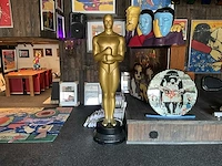 Levensgroot oscar beeld - afbeelding 1 van  8