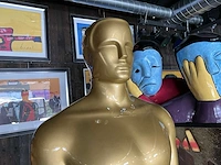 Levensgroot oscar beeld - afbeelding 4 van  8
