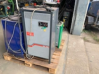 Lever 120a heftruck lader - afbeelding 1 van  2