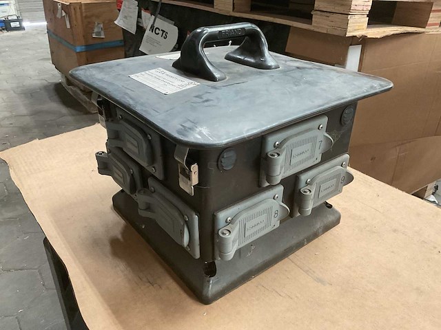 Lex products corp. db-60nu-aqq-s3 power distribution box - afbeelding 3 van  6