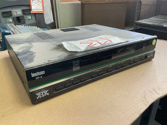 Lexicon cp-3 amplifier (2x) - afbeelding 1 van  6