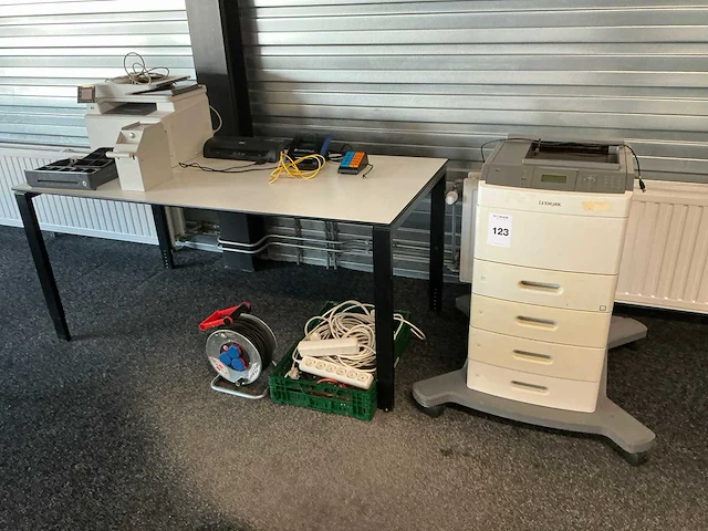 Lexmark t652d printer met toebehoren - afbeelding 1 van  8