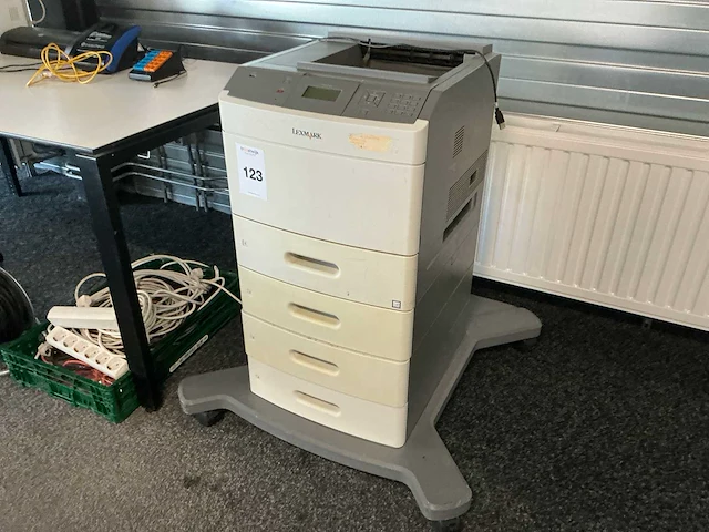 Lexmark t652d printer met toebehoren - afbeelding 2 van  8